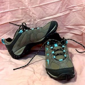 Merrell hiking shoes - womens - size 9.5